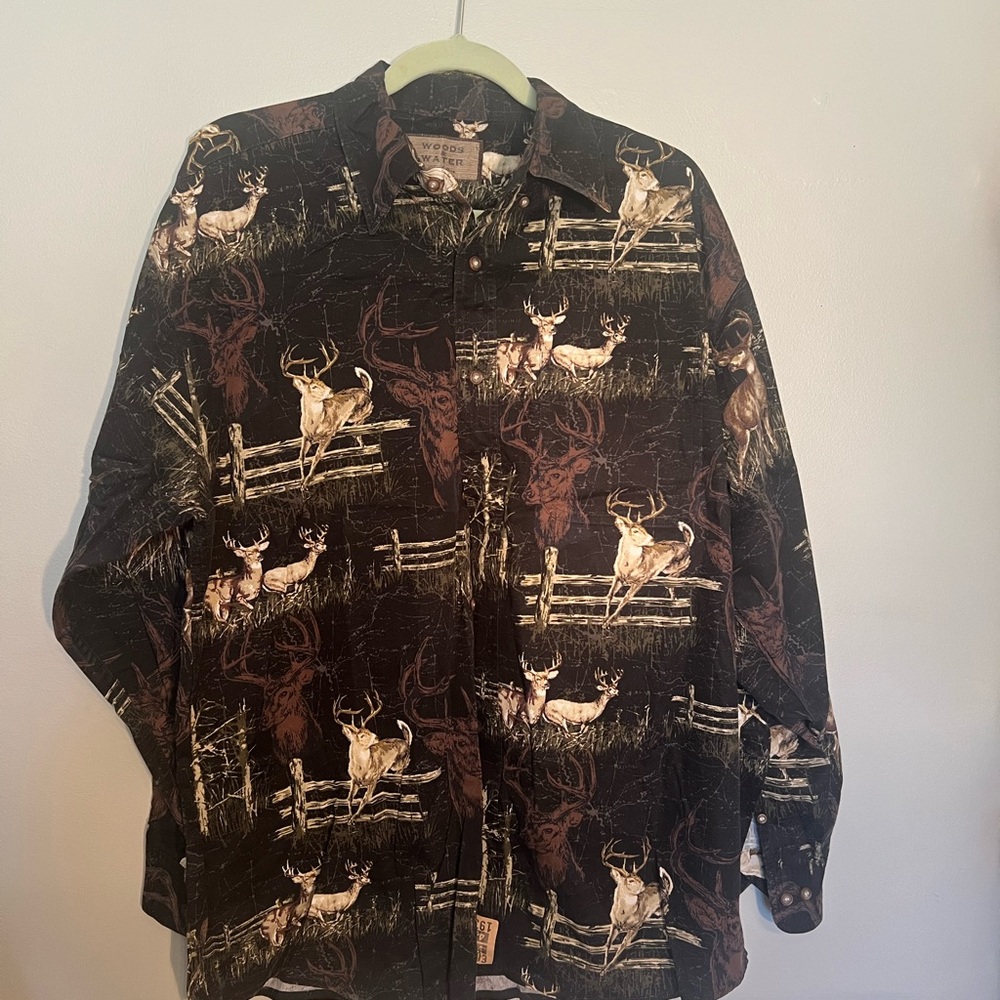 Woods and Water white tail and ranch fence XL button up shirt